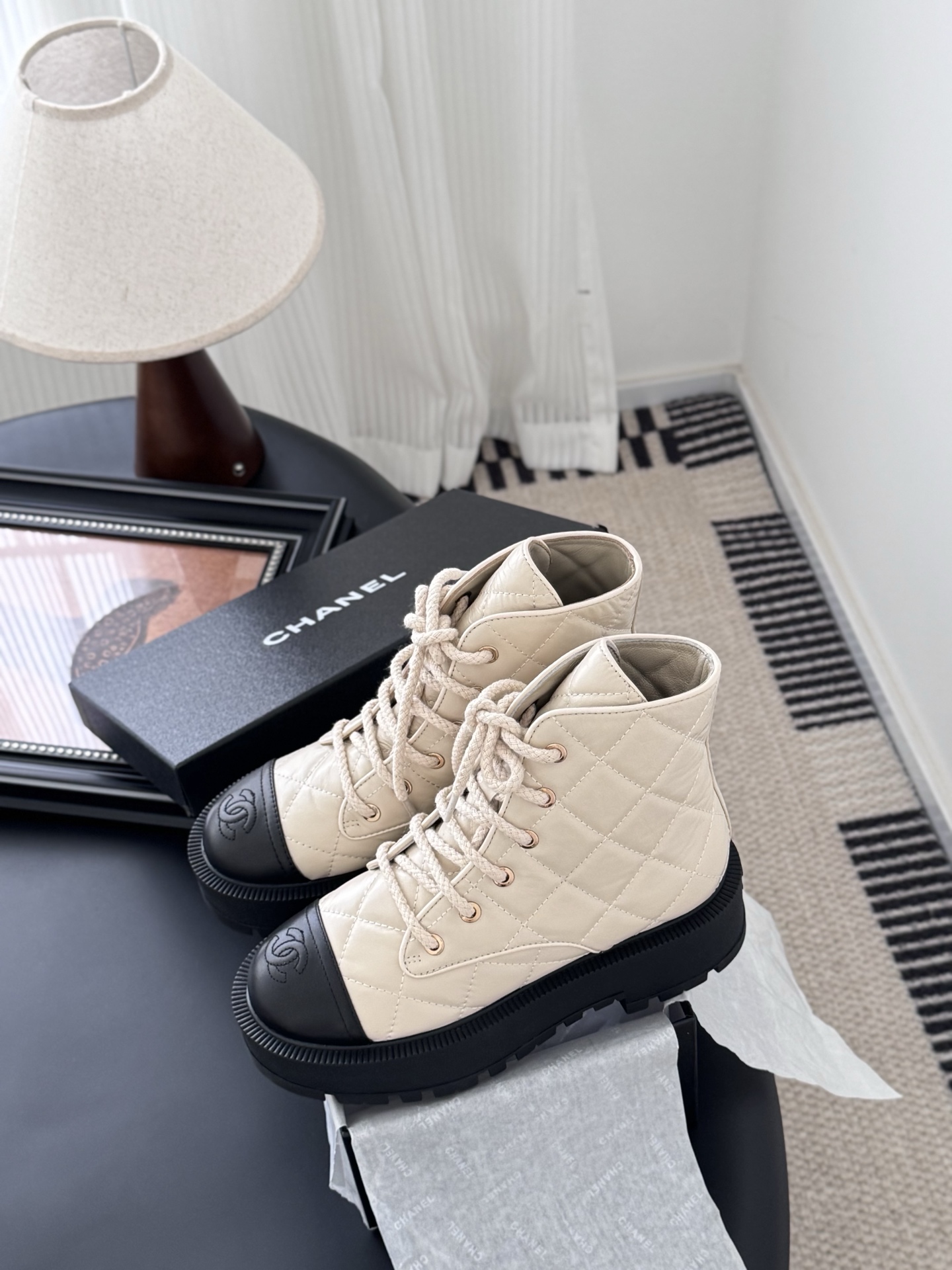 CHANEL シャネル ブーツ レディース メンズ兼用 通勤 通学 軽量 大容量 ベージュ 黒 2WAY 丸洗いOK - 画像 9