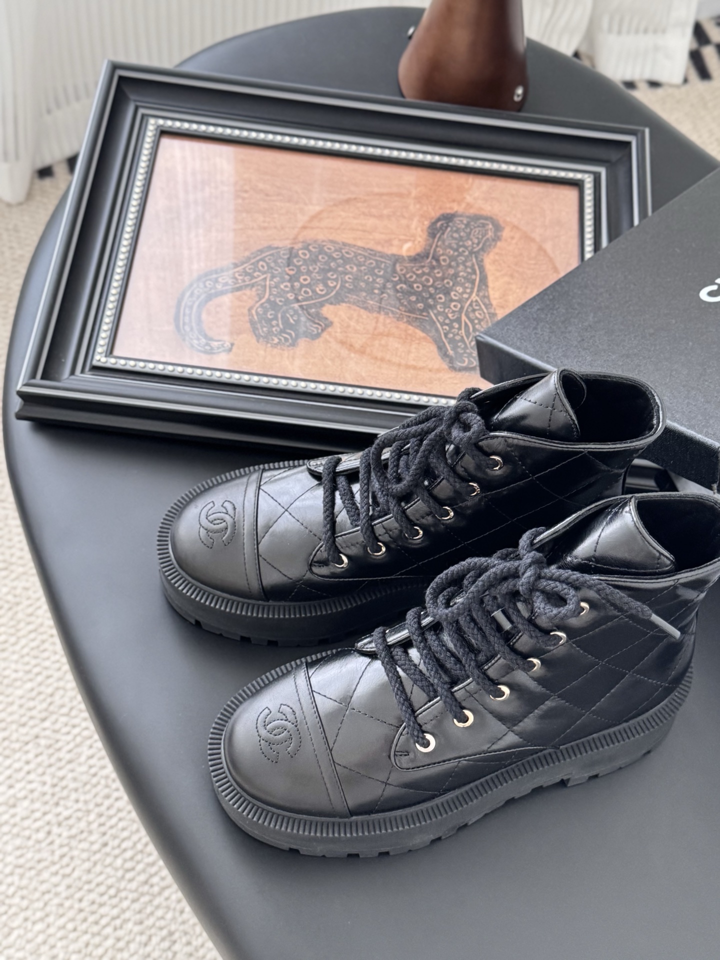 シャネル チェーンブーツ レディース メンズ 兼用 ブーツ 黒 軽量 通勤 通学 高級感 撥水 丸洗いOK - 画像 5