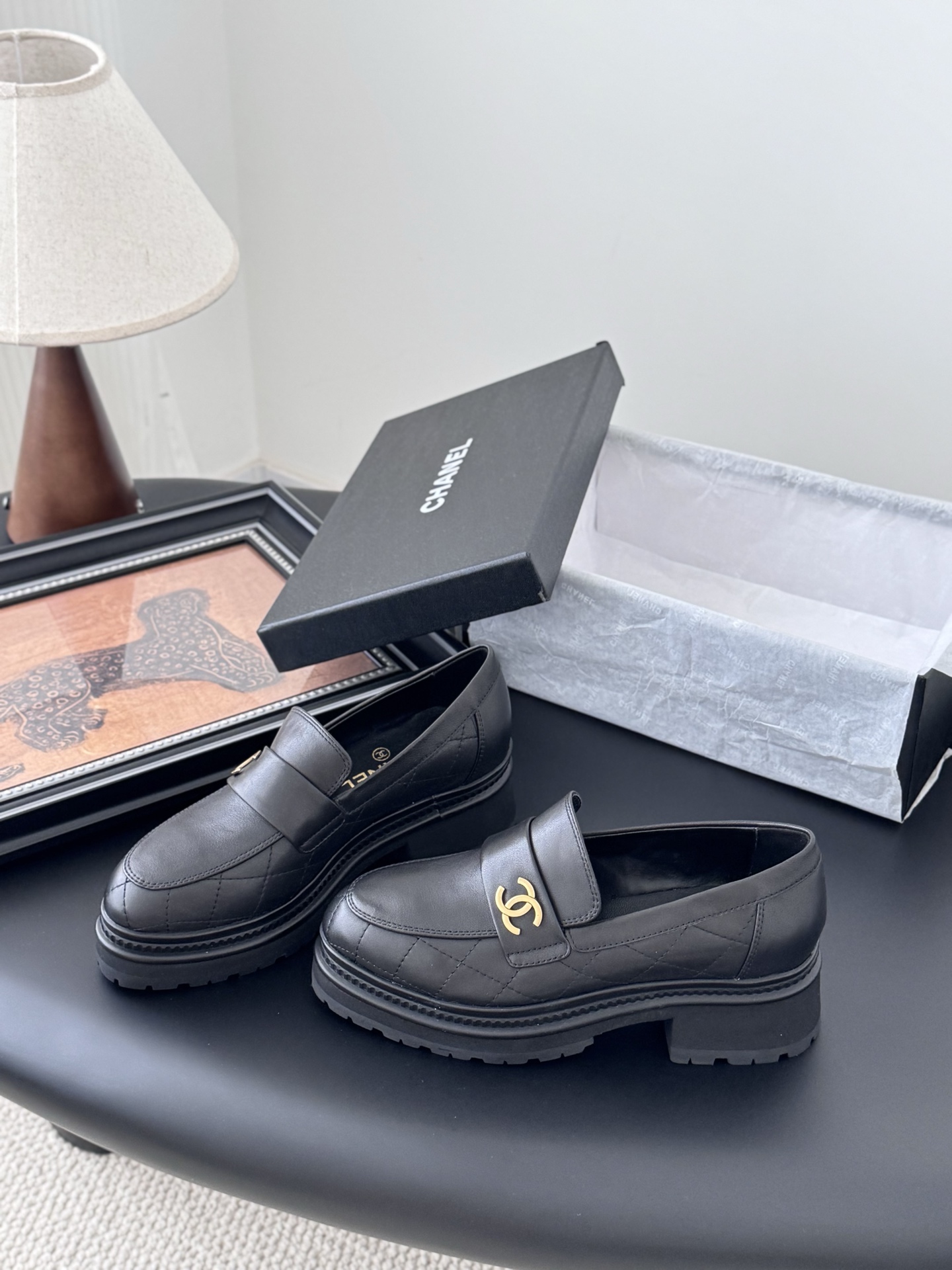 CHANEL シャネル ローファー レディース メンズ 兼用 通勤 通学 シンプル 黒 - 画像 2