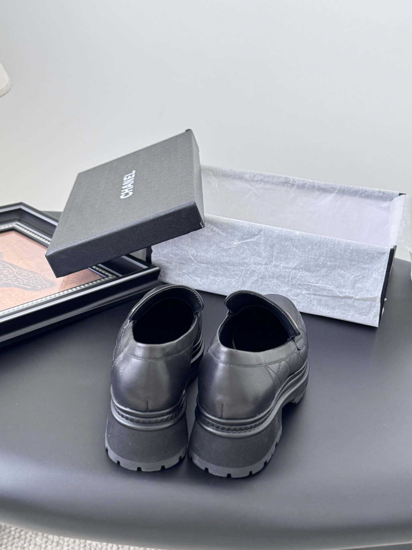 CHANEL シャネル ローファー レディース メンズ 兼用 通勤 通学 シンプル 黒 - 画像 6