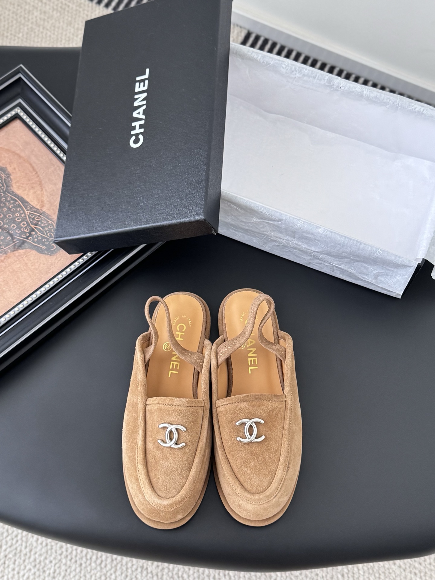 CHANEL シャネル ローファー 本革 フラットシューズ ベージュ