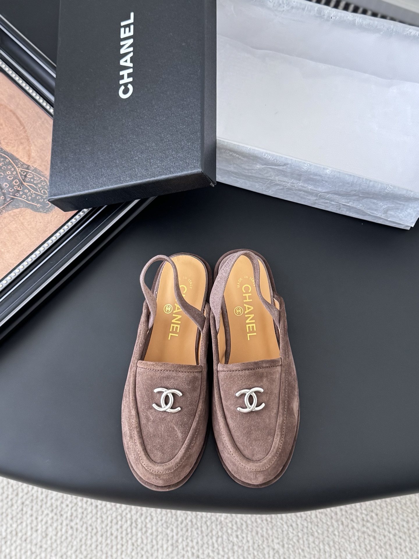 シャネル シューズ レディース メンズ兼用 ローファー 通勤 通学 ベージュ 2WAY シンプル ホワイトゴールド 2024年新作 38-40サイズ対応