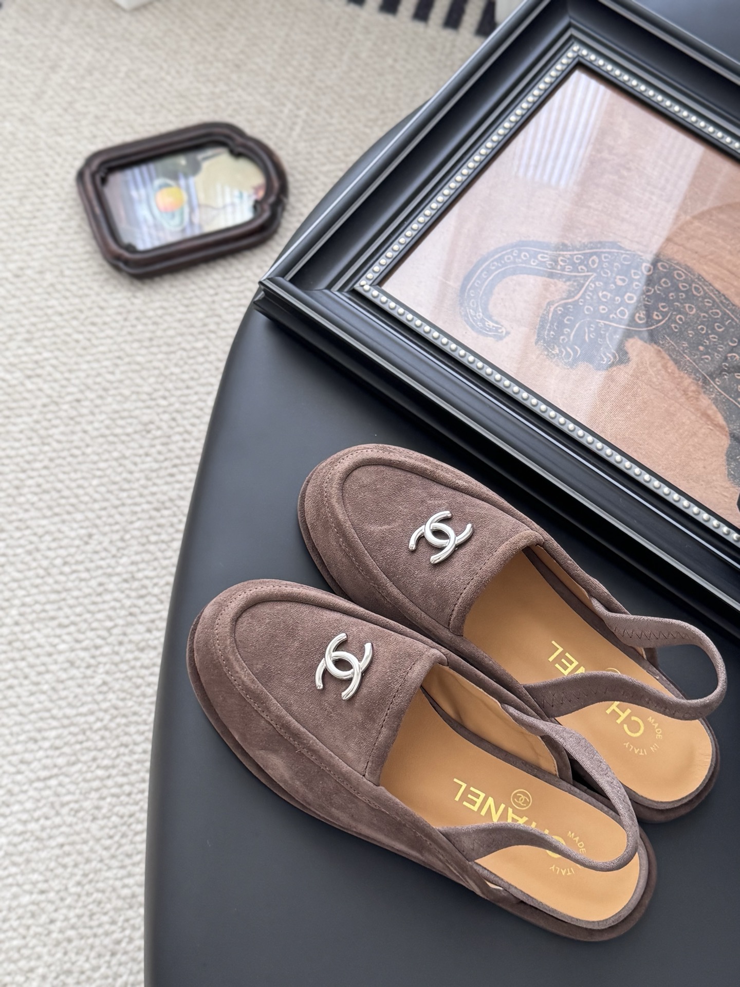 シャネル シューズ レディース メンズ兼用 ローファー 通勤 通学 ベージュ 2WAY シンプル ホワイトゴールド 2024年新作 38-40サイズ対応 - 画像 5