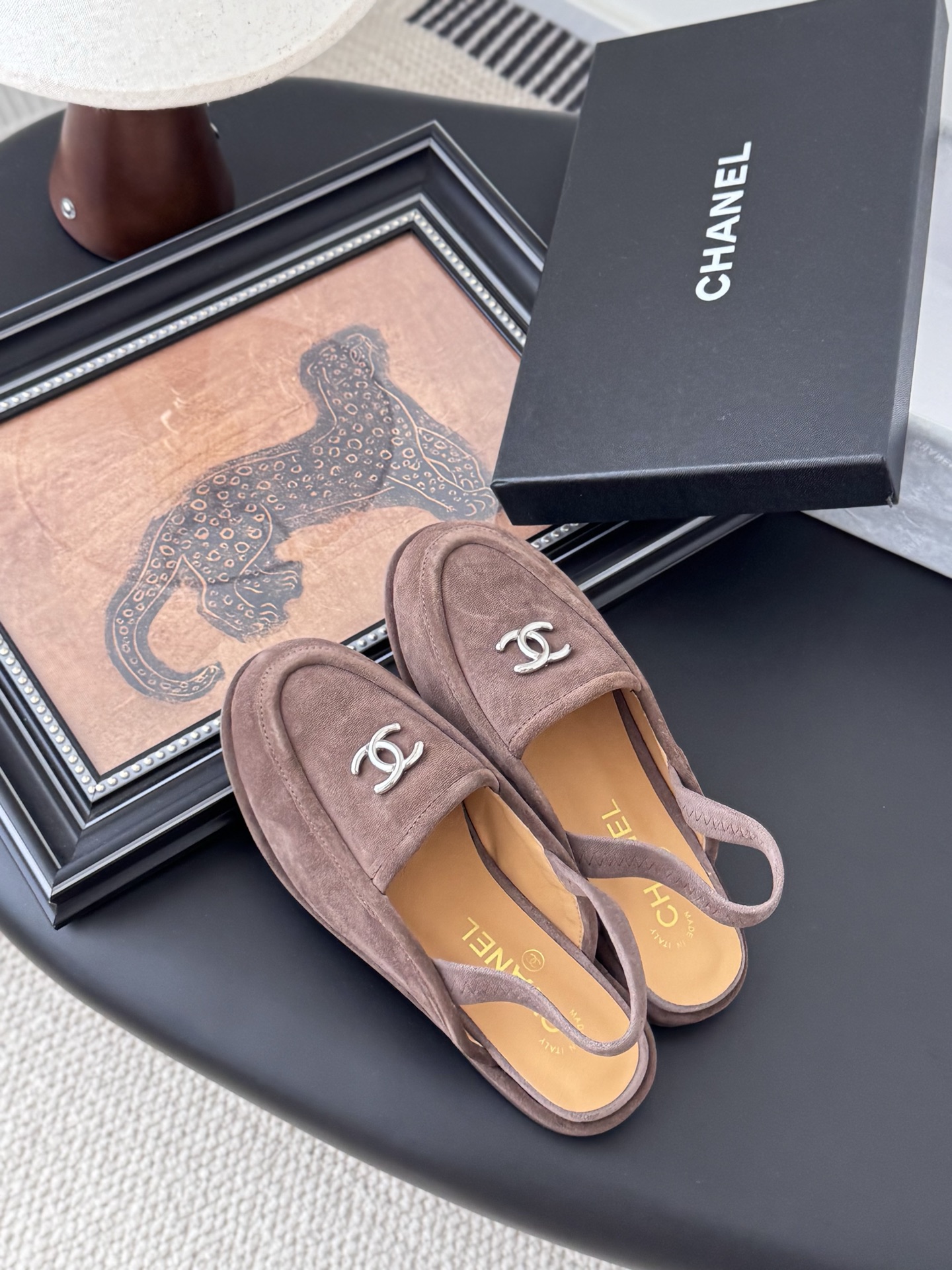 シャネル シューズ レディース メンズ兼用 ローファー 通勤 通学 ベージュ 2WAY シンプル ホワイトゴールド 2024年新作 38-40サイズ対応 - 画像 7