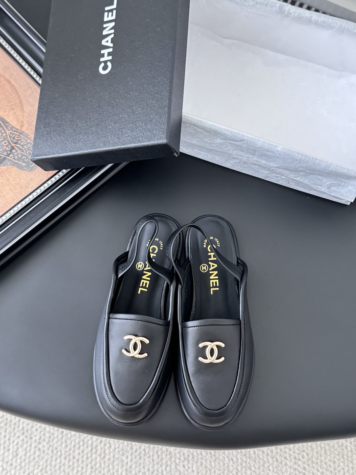 シャネル ローファー レディース メンズ 兼用 ファッション プレーン シンプル 黒