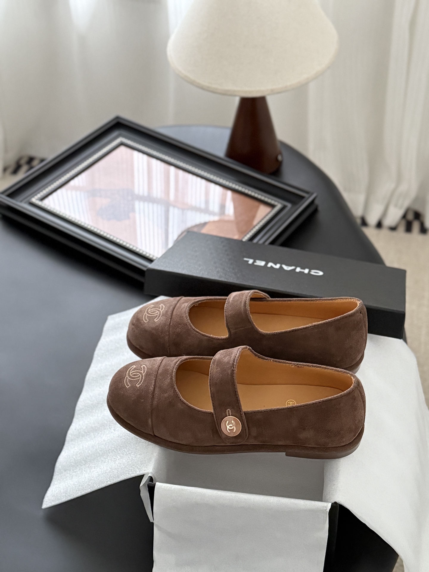 シャネル シューズ レディース メンズ 兼用 マリー ジャック クラシック スエード ベージュ 通勤 通学 高級感 - 画像 9