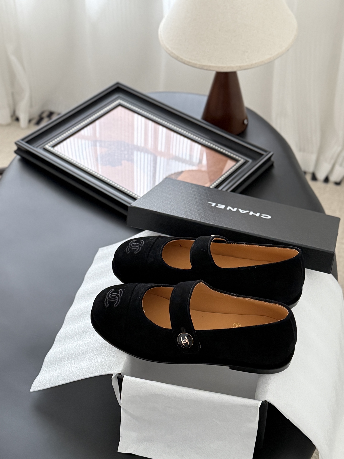 シャネル チェrones レディース メンズ 兼用 靴 フラット シンプル 黒 2WAY - 画像 9