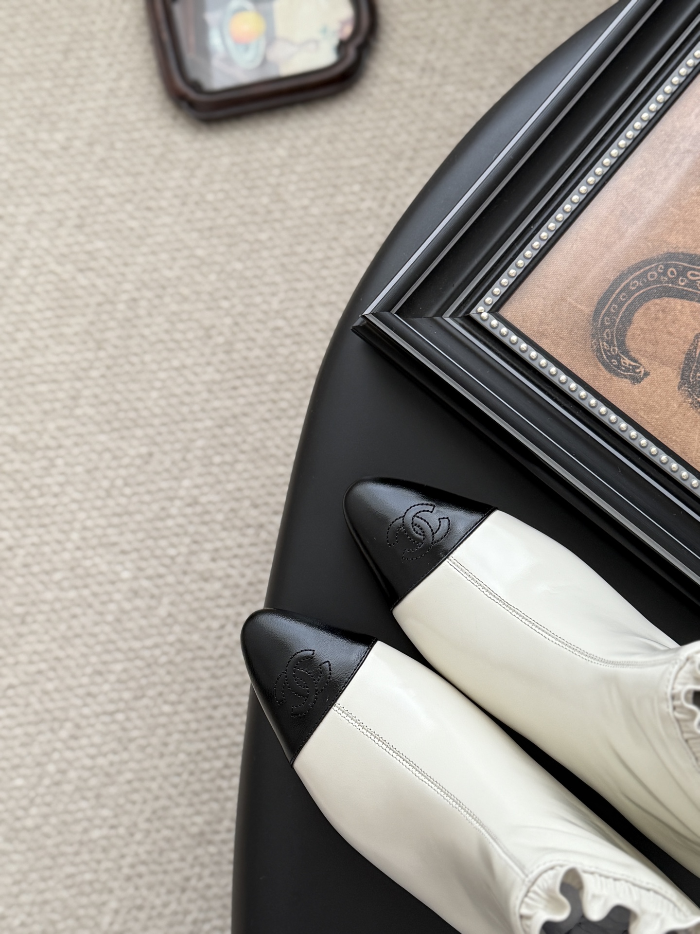 シャネル シャネル レディース メンズ 兼用 キャップトゥ ウェッジブーツ 通勤 通学 ベージュ ブラック 2WAY 8029607108 - 画像 7