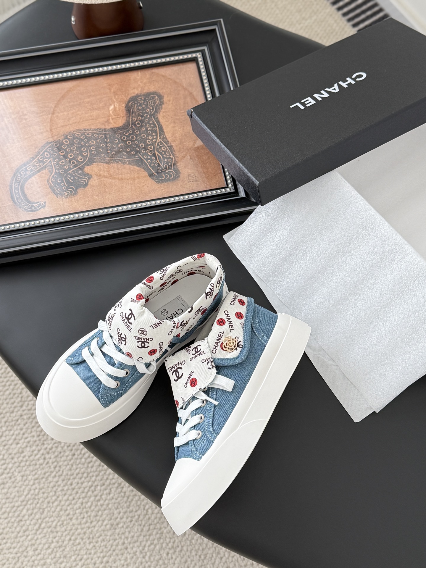 シャネル デニムスニーカー レディース メンズ兼用 軽量 通勤 通学 ベージュ 白 黒 38-42 35-50 35-50 - 画像 4