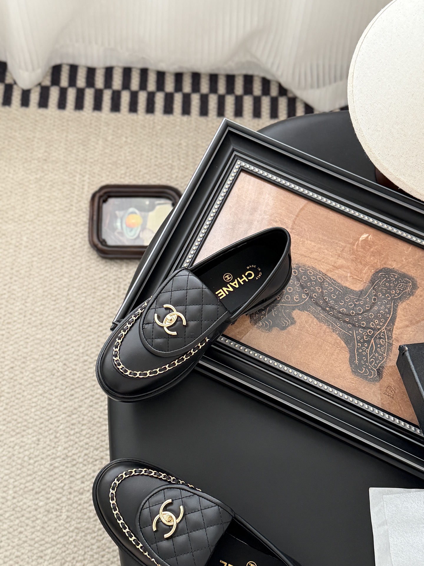 シャネル ローファー レディース メンズ兼用 シンプル 高級感 黒 2WAY 通勤 通学 丸洗いOK 金具付き 38-40サイズ対応 - 画像 8