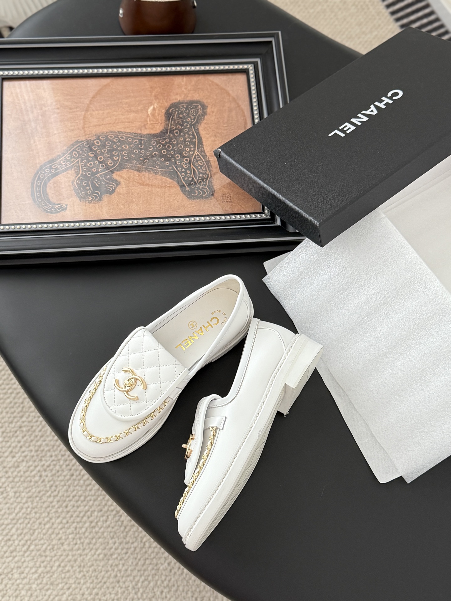 シャネル シャネル ローファー レディース メンズ 兼用 通勤 通学 シンプル 高級感 白 黒 レッド ブラック 4色展開 - 画像 4