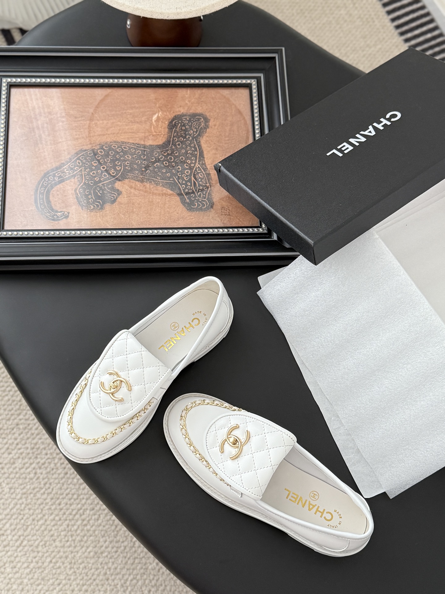 シャネル シャネル ローファー レディース メンズ 兼用 通勤 通学 シンプル 高級感 白 黒 レッド ブラック 4色展開 - 画像 6