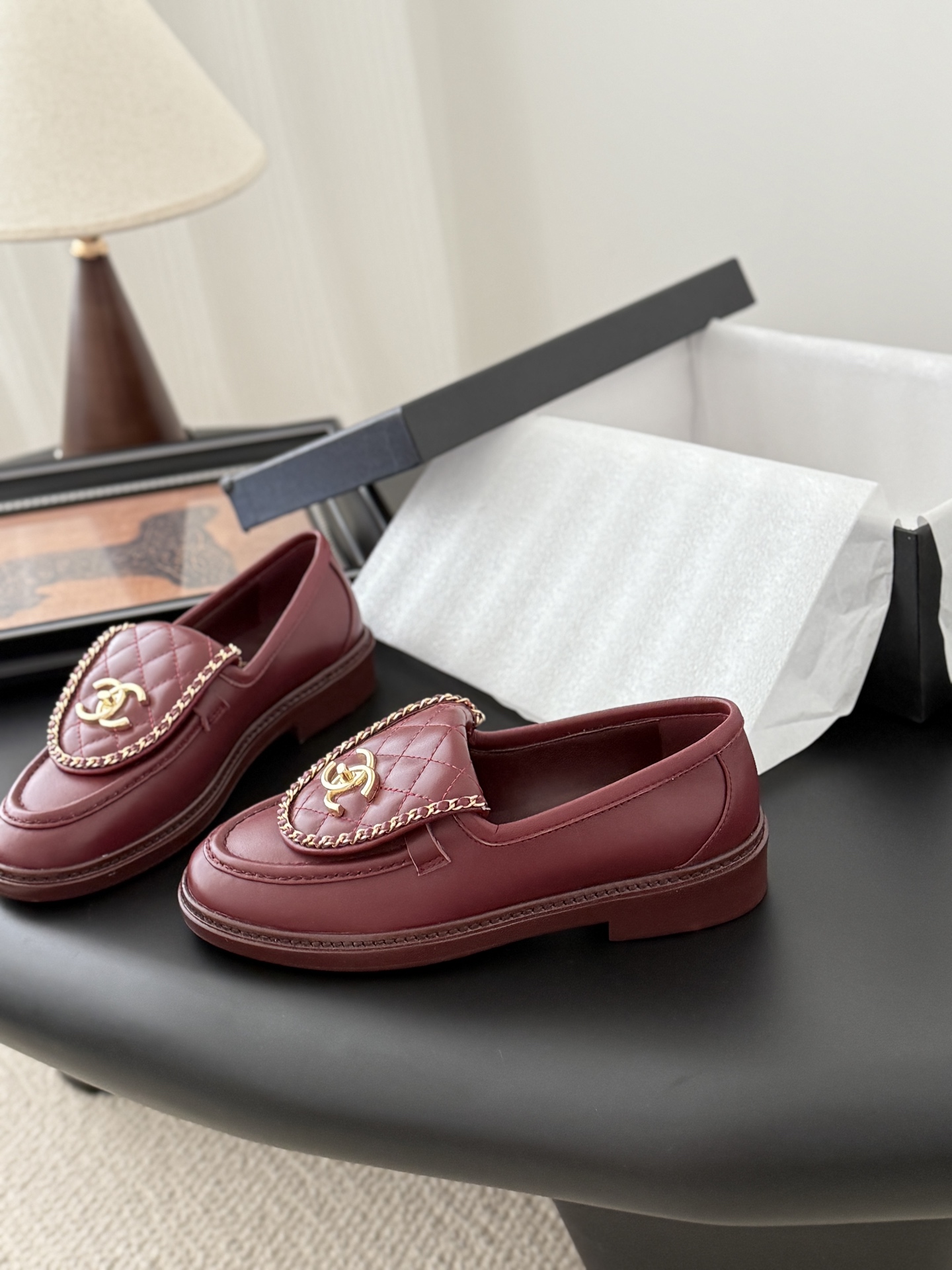 CHANEL シャネル ローファー 本革 フラットシューズ ブラック全1色 - 画像 2