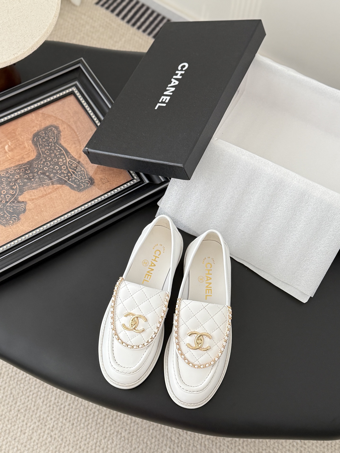 シャネル ローファー レディース メンズ 兼用 通勤 通学 ファッション 高級感 白