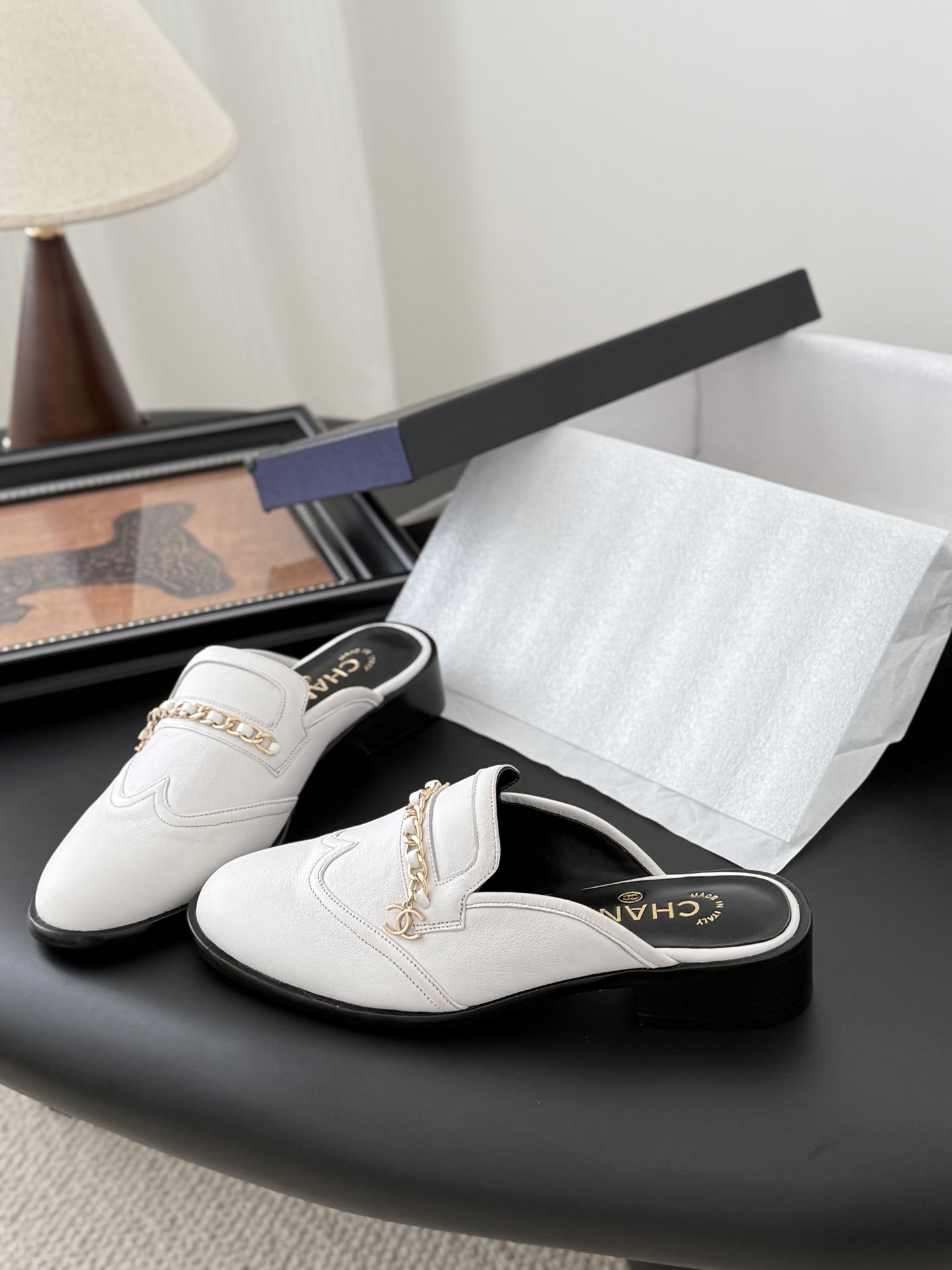 CHANEL シャネル トゥンベリーローファー レディース メンズ 兼用 通勤 通学 軽量 白 ベージュ - 画像 2