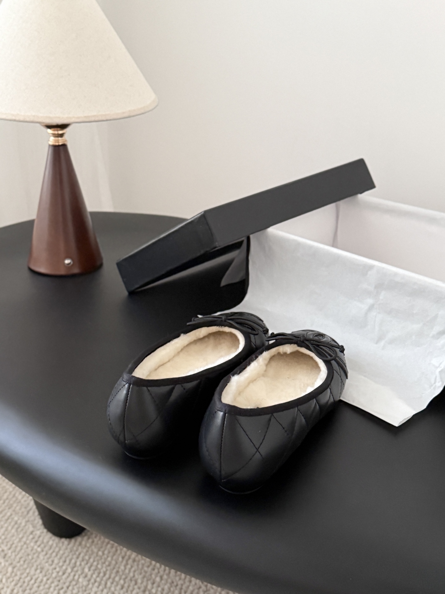 CHANEL シャネル フラットシューズ レディース メンズ 兼用 通勤 通学 高級感 黒 - 画像 3