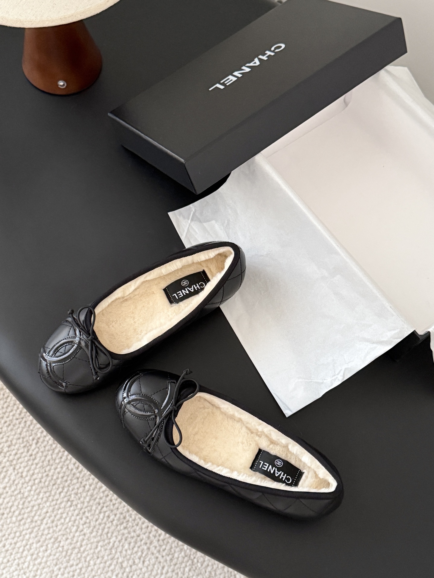 CHANEL シャネル フラットシューズ レディース メンズ 兼用 通勤 通学 高級感 黒 - 画像 7