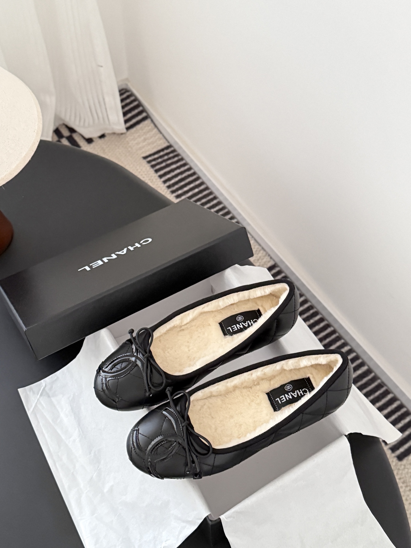 CHANEL シャネル フラットシューズ レディース メンズ 兼用 通勤 通学 高級感 黒 - 画像 8