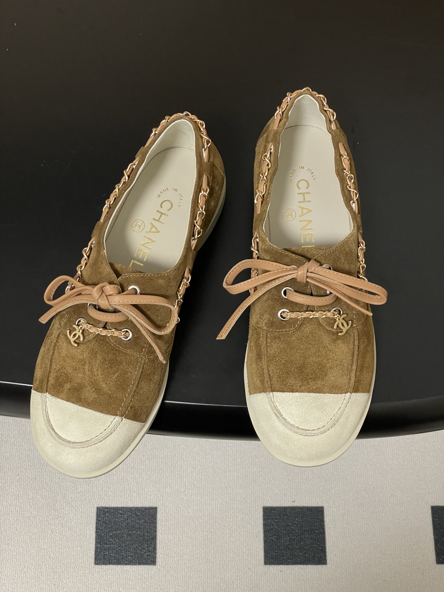 CHANEL シューズ レディース メンズ 兼用 通勤 通学 フラットシューズ シンプル レトロ ベージュ 36 37 38 39 40 41 42 - 画像 2