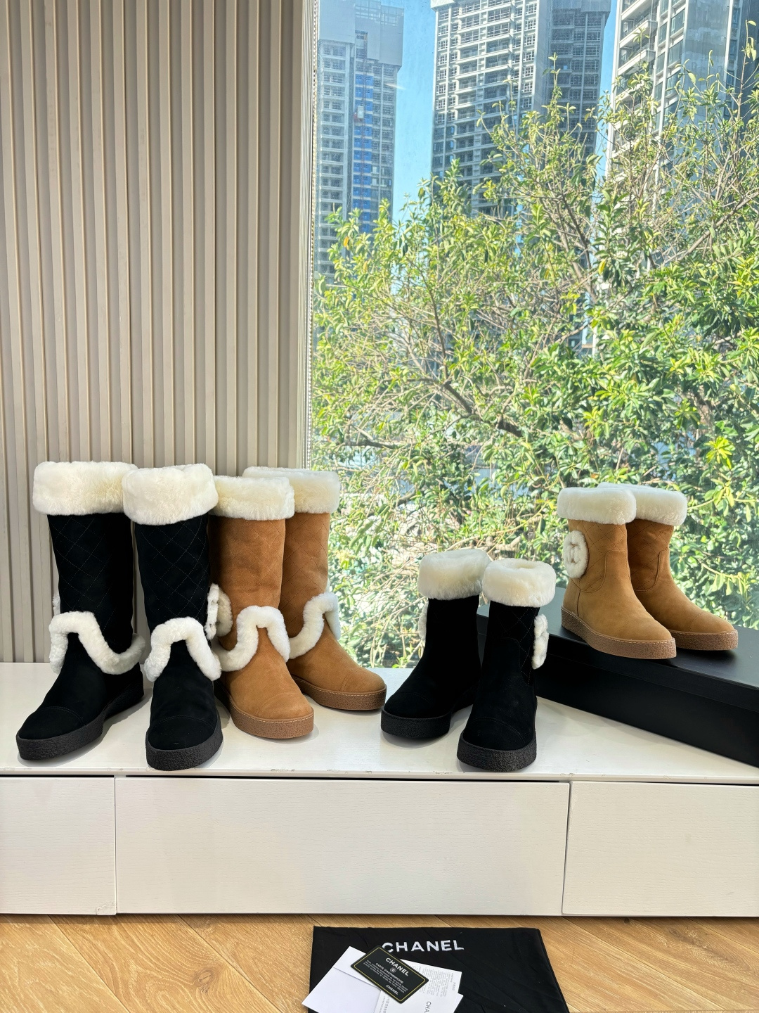 シャネル シューズ レディース メンズ兼用 シンプル 高級感 ウール ブーツ 黒 白 ベージュ