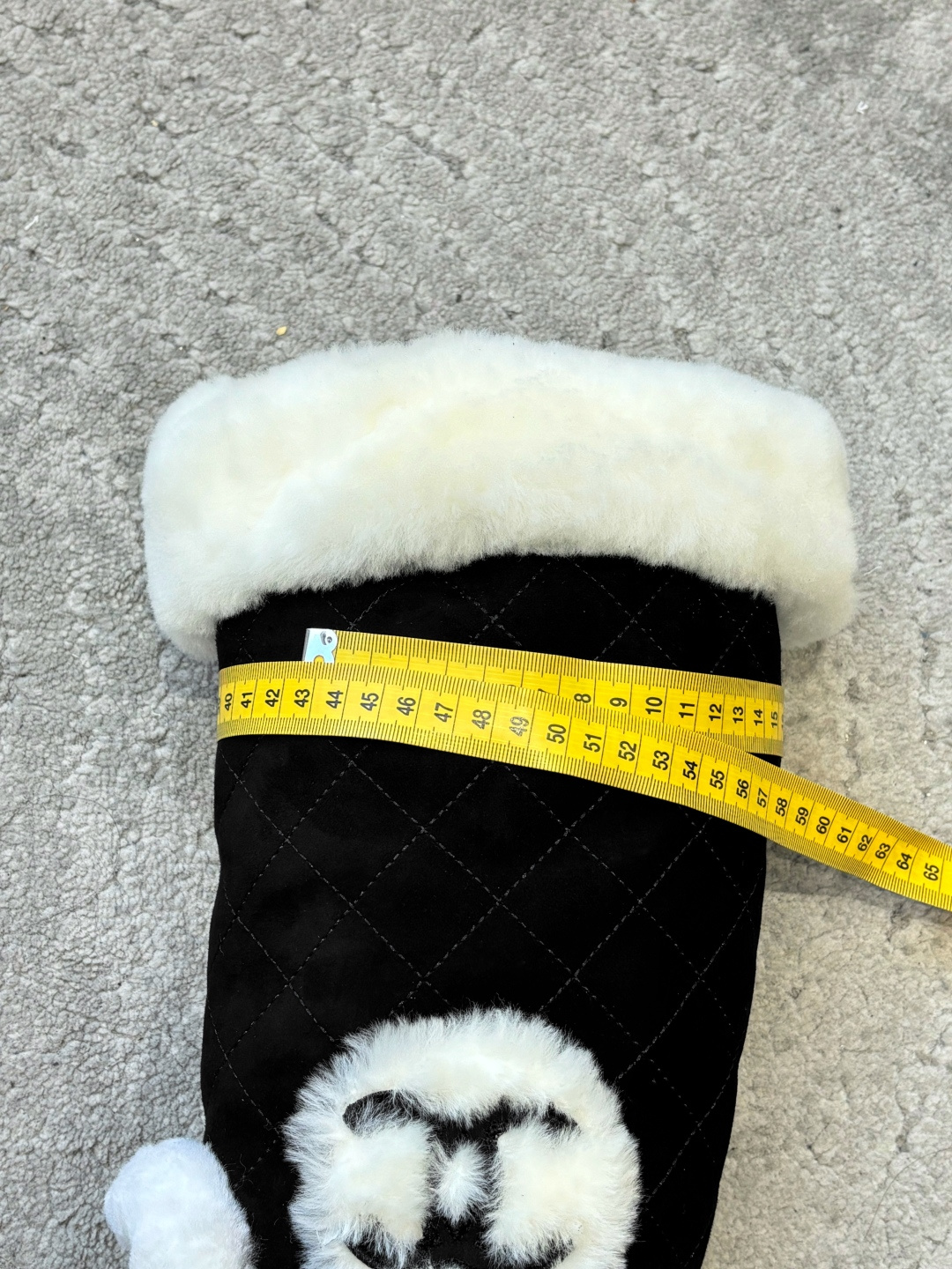 シャネル シューズ レディース メンズ 兼用 大きめサイズ 通勤 通学 シンプル ブラック ｜全長約37cm 丈約35cm 11cm幅 40cm厚 - 画像 3