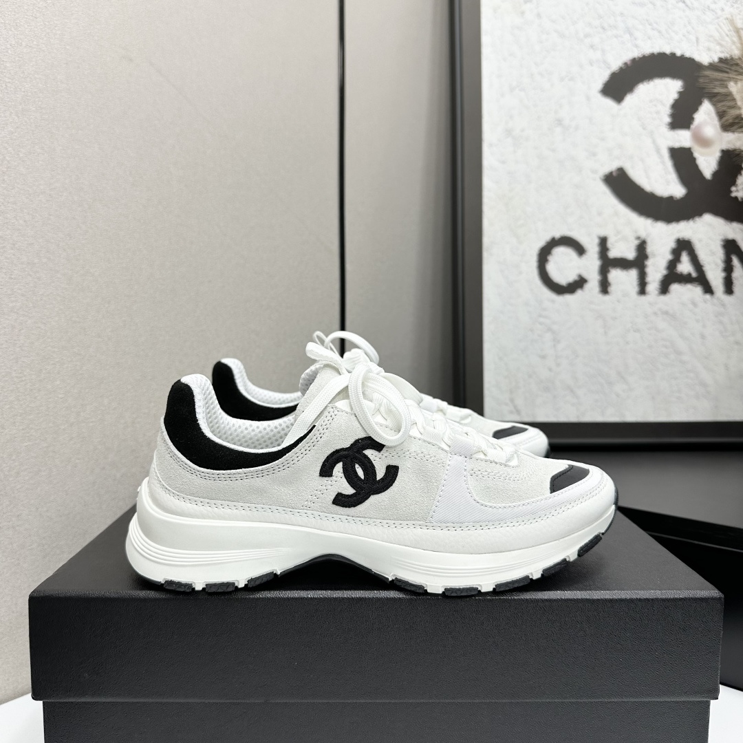 CHANEL シャネル フラットシューズ 本革 軽量 ブラック
