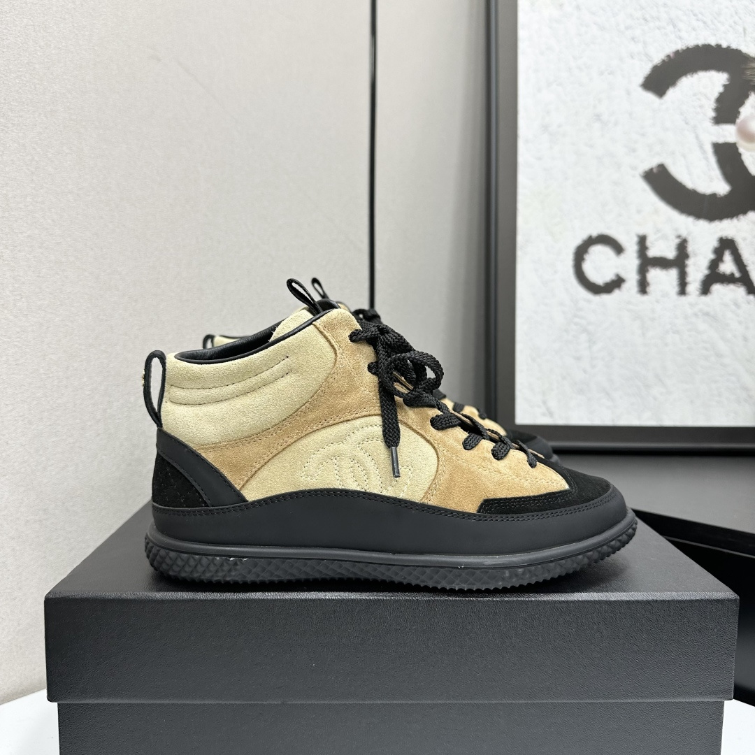 シャネル シューズ レディース メンズ 兼用 高級感 ブーツ 黒 ベージュ 通勤 通学 2WAY 丸洗いOK