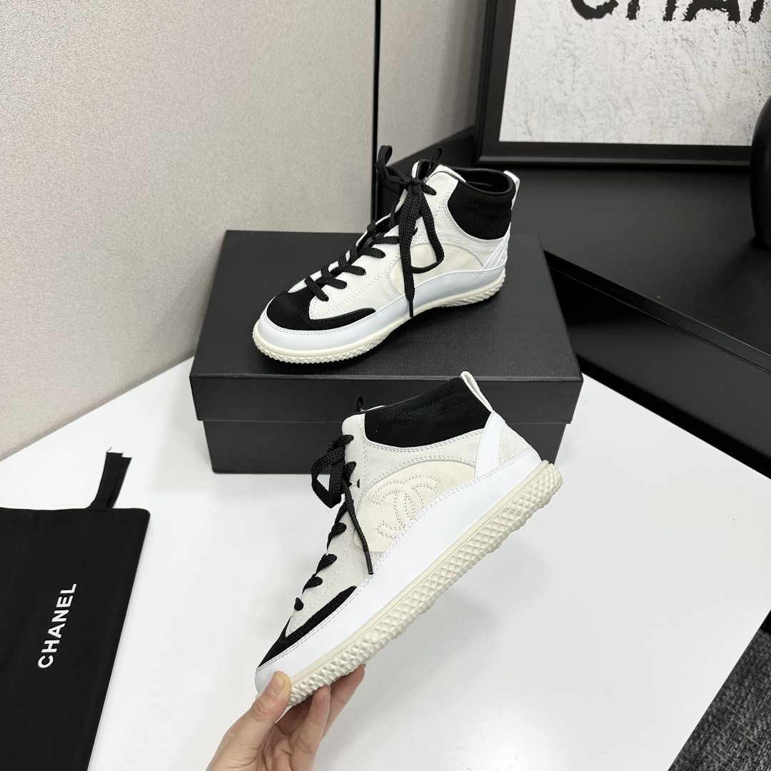 シャネル ロゴロゴ ハイカットスニーカー レディース メンズ 兼用 通勤 通学 シンプル 黒 白 2色展開 - 画像 3
