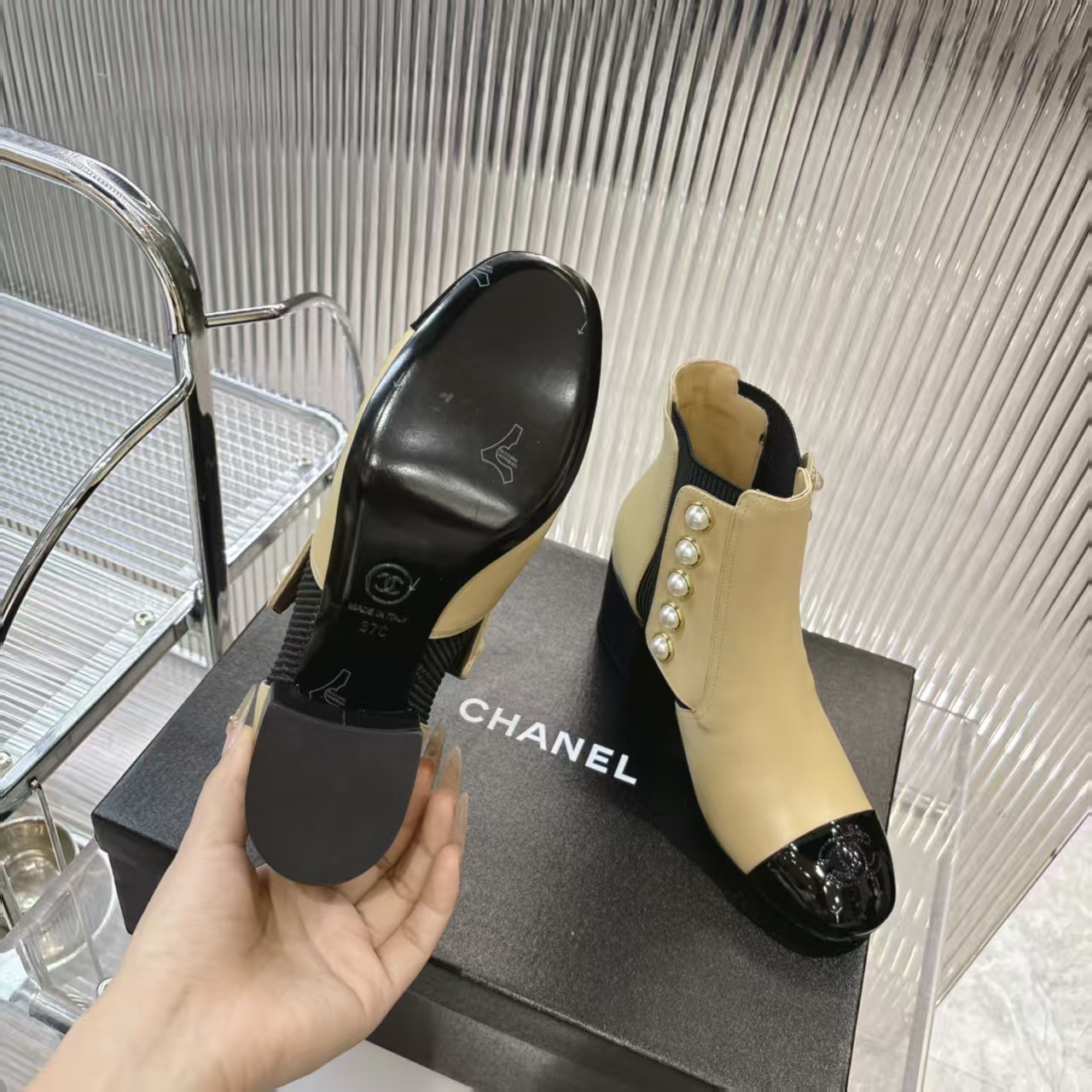 CHANEL シャネル ブーツ フラットシューズ 通勤 本革 ブラック ベージュ 全2色 - 画像 8