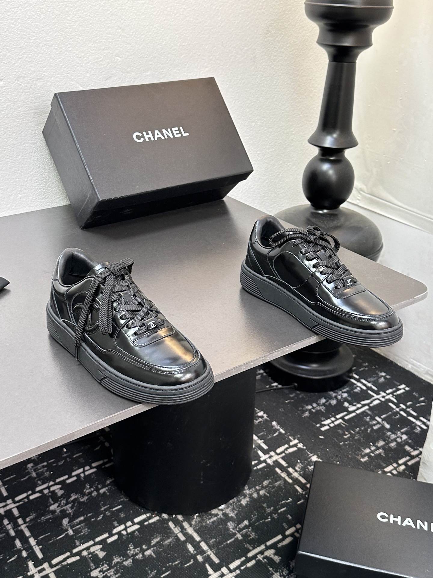 CHANEL シューズ レディース メンズ 兼用 ブラック 靴 通勤 通学 レトロ 黒 35〜40サイズ対応 A4対応 可愛い おしゃれ シンプル 本革 送料無料 - 画像 2
