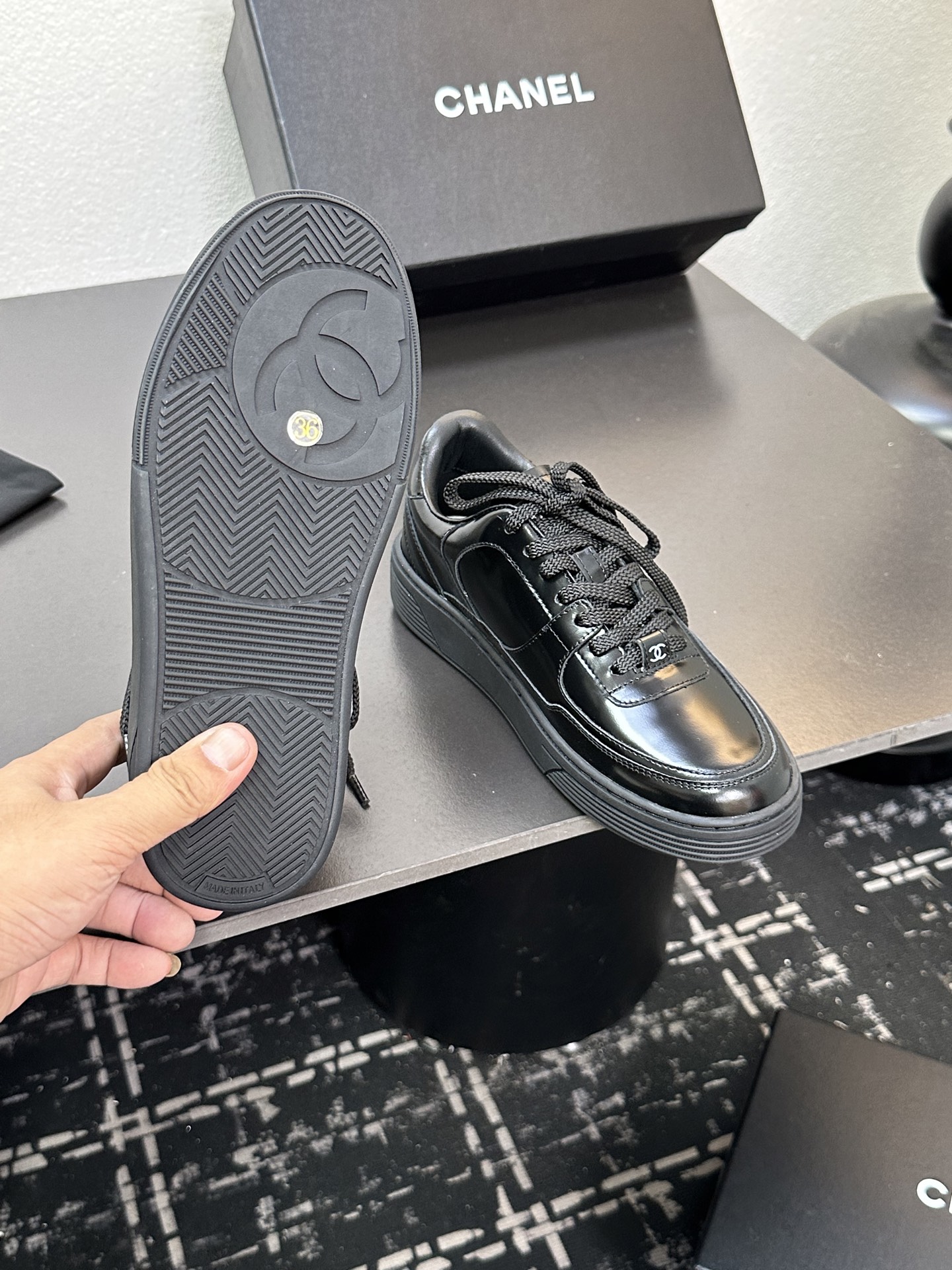 CHANEL シューズ レディース メンズ 兼用 ブラック 靴 通勤 通学 レトロ 黒 35〜40サイズ対応 A4対応 可愛い おしゃれ シンプル 本革 送料無料 - 画像 9