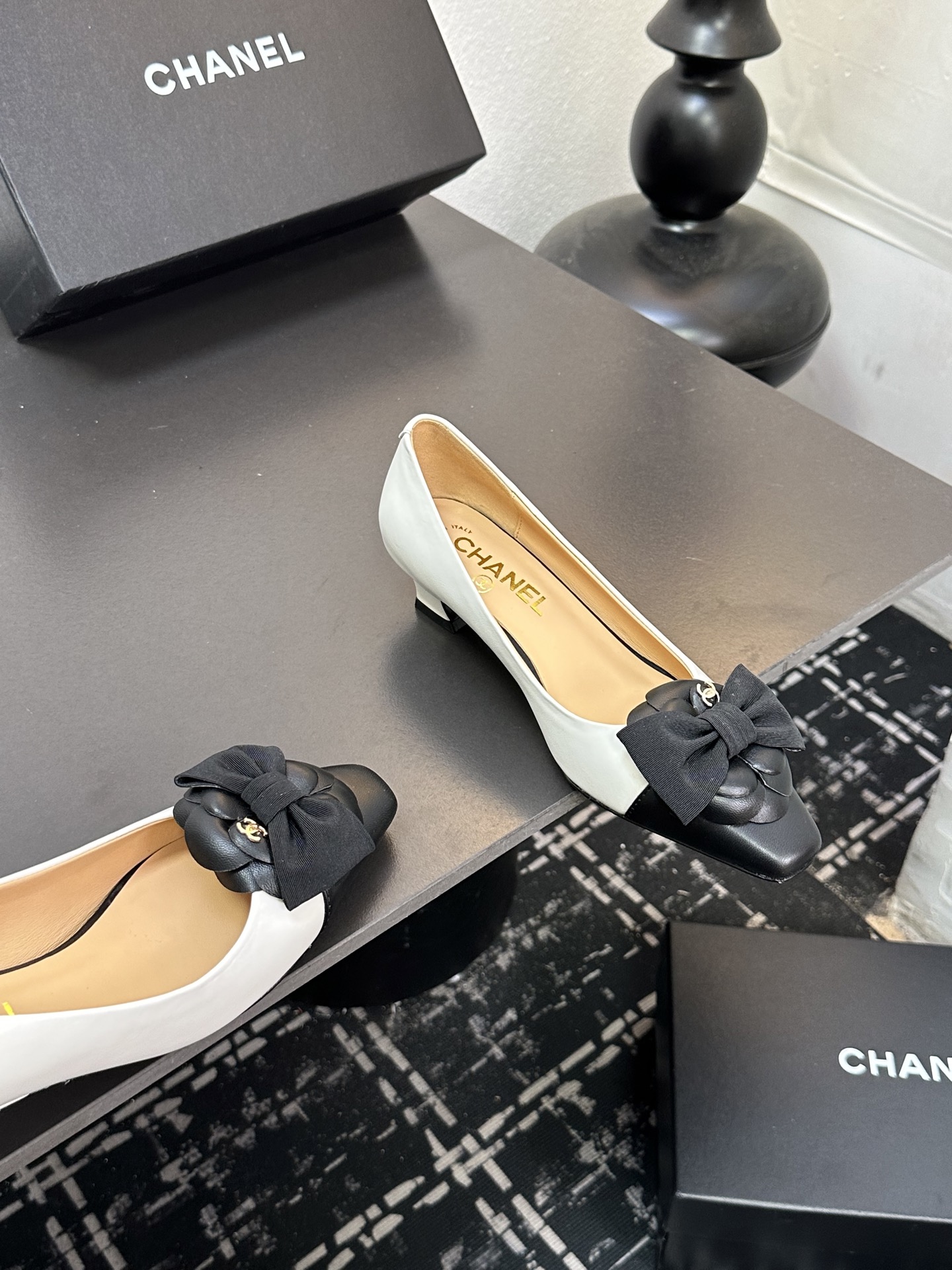 CHANEL シャネル フェイス レディース メンズ兼用 通勤 通学 シンプル ブラック ホワイト - 画像 5