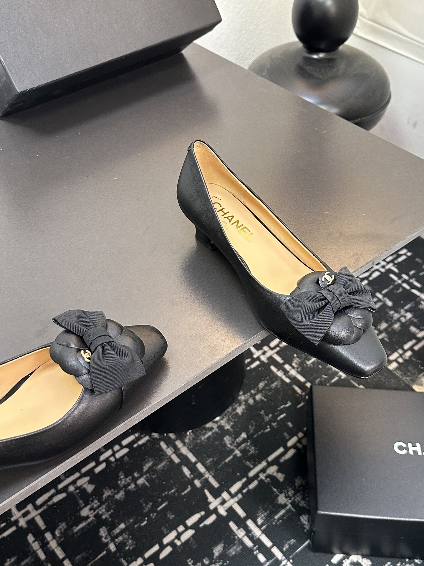 Chanel シューズ レディース メンズ 兼用 フラット ローヒール ファッション ブラック 通勤 通学 丸洗いOK 肌触り抜群 黒 - 画像 5