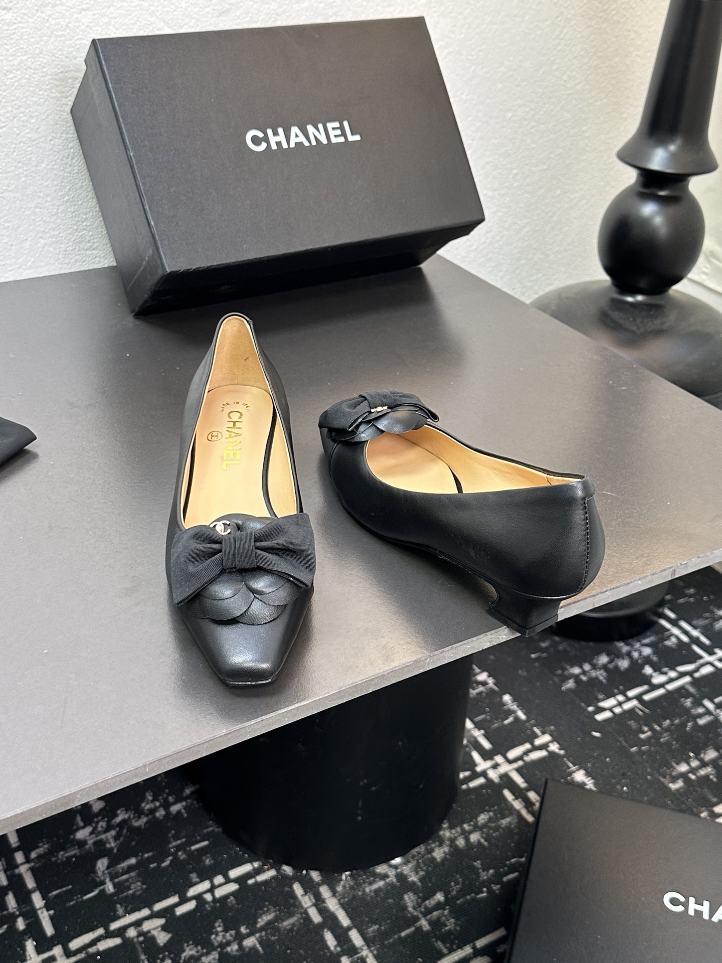 Chanel シューズ レディース メンズ 兼用 フラット ローヒール ファッション ブラック 通勤 通学 丸洗いOK 肌触り抜群 黒 - 画像 8