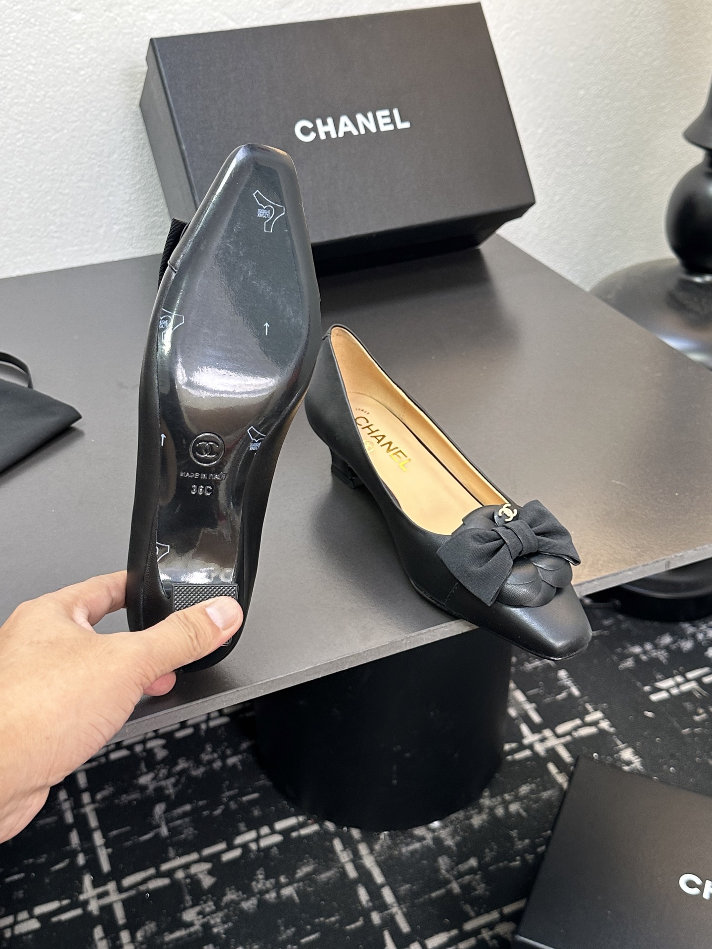 Chanel シューズ レディース メンズ 兼用 フラット ローヒール ファッション ブラック 通勤 通学 丸洗いOK 肌触り抜群 黒 - 画像 9