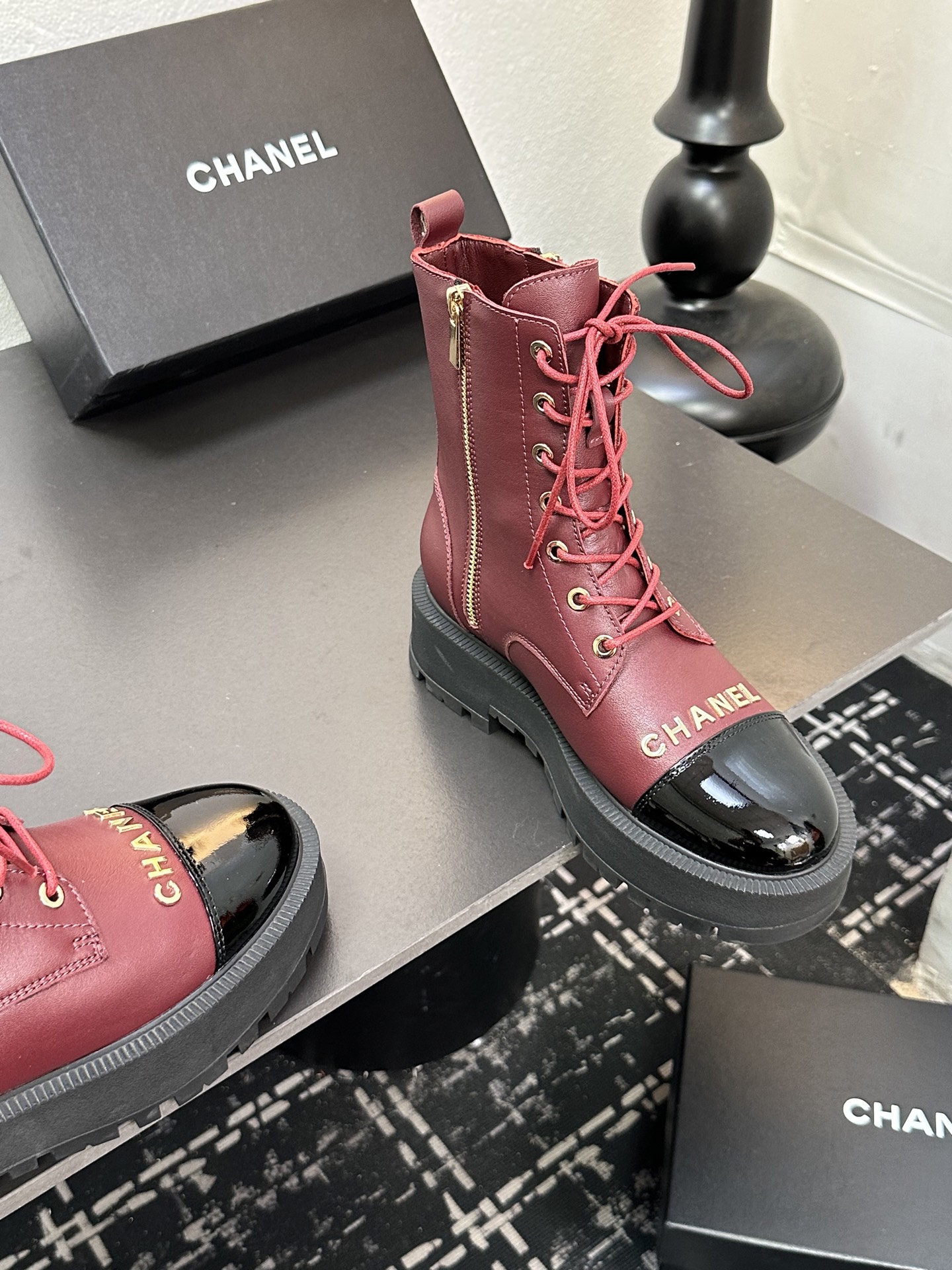 CHANEL チャンネル ブーツ レディース メンズ 兼用 通勤 通学 レトロ ブラック レッド シンプル 2WAY 2024年春夏 新作 1100 - 画像 5