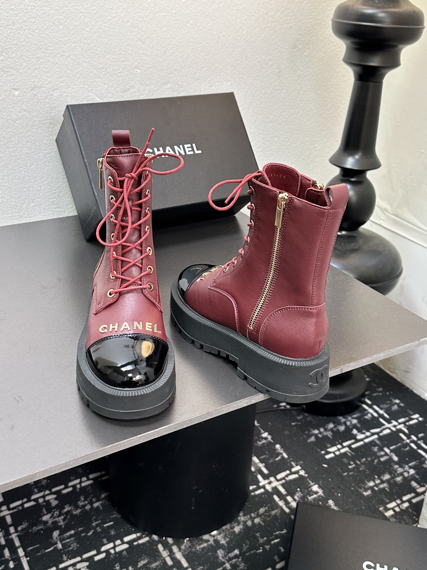 CHANEL チャンネル ブーツ レディース メンズ 兼用 通勤 通学 レトロ ブラック レッド シンプル 2WAY 2024年春夏 新作 1100 - 画像 8