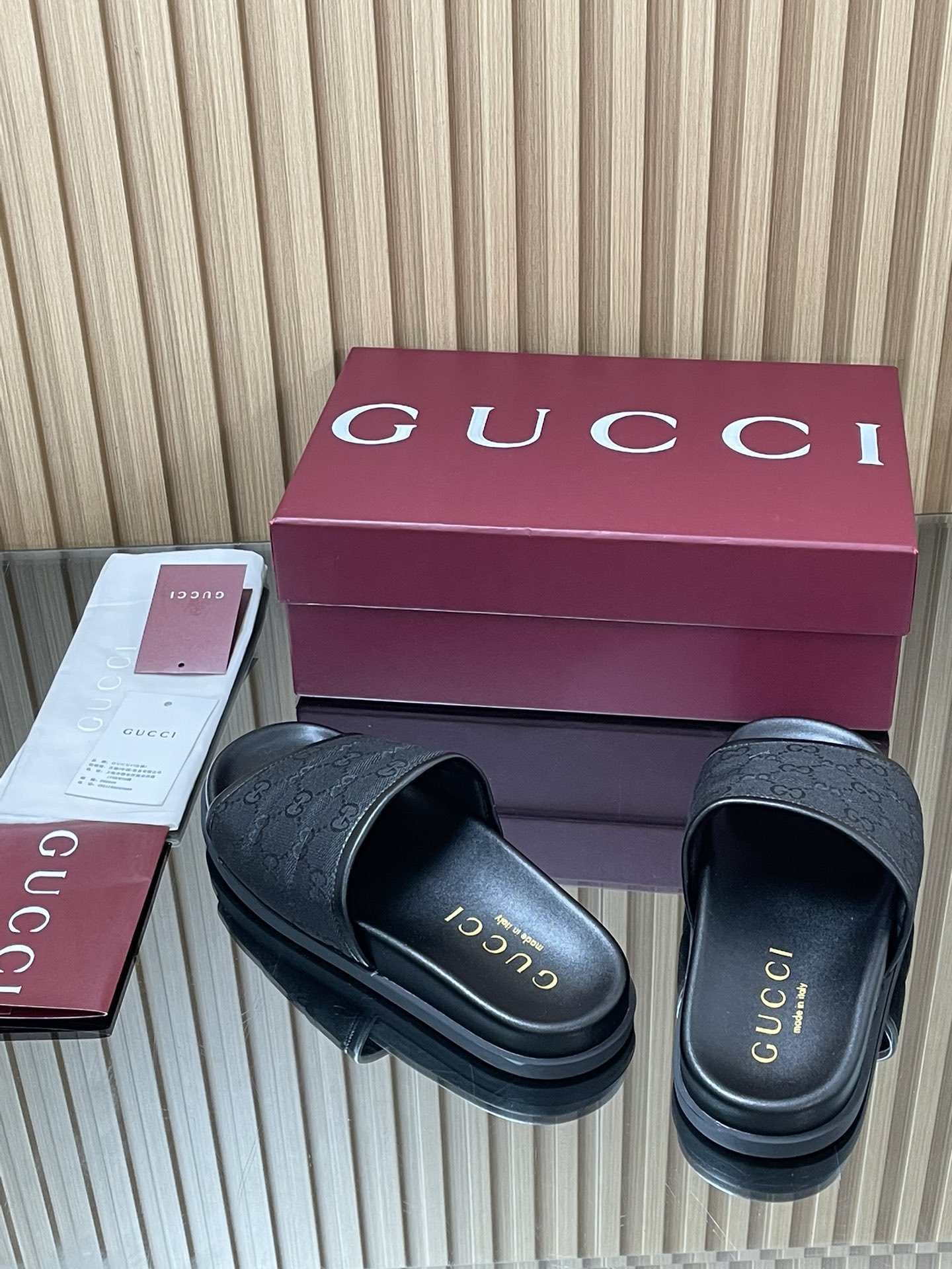 GUCCI グッチ フラットシューズ 本革 通勤 ブラック - 画像 6