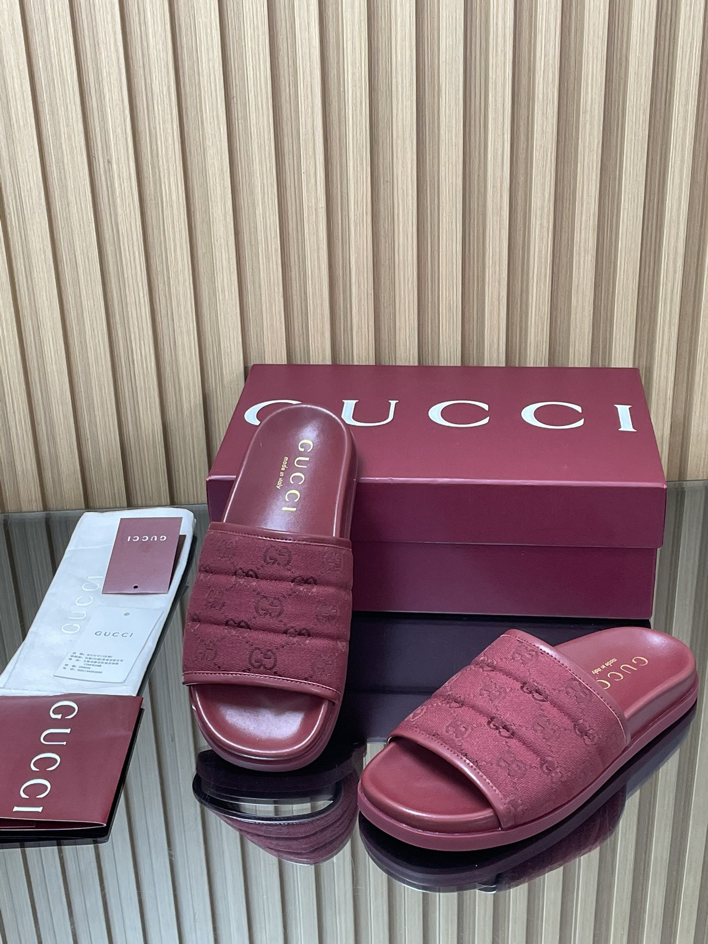 GUCCI グッチ フラットシューズ 本革 ブラック - 画像 3