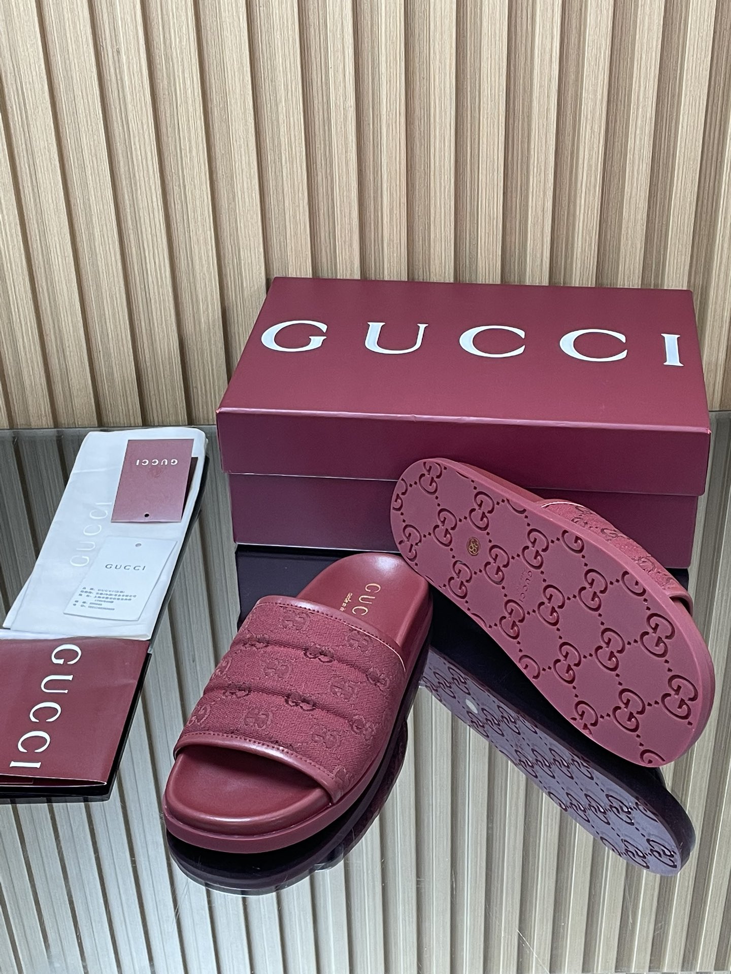 GUCCI グッチ フラットシューズ 本革 ブラック - 画像 9