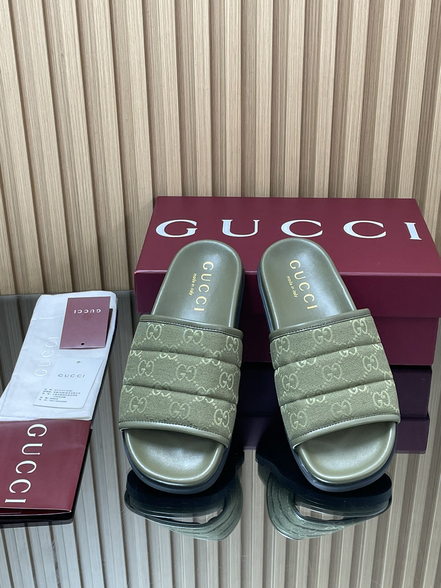 GUCCI グッチ フラットシューズ シルク 軽量 オールシーズン グリーン