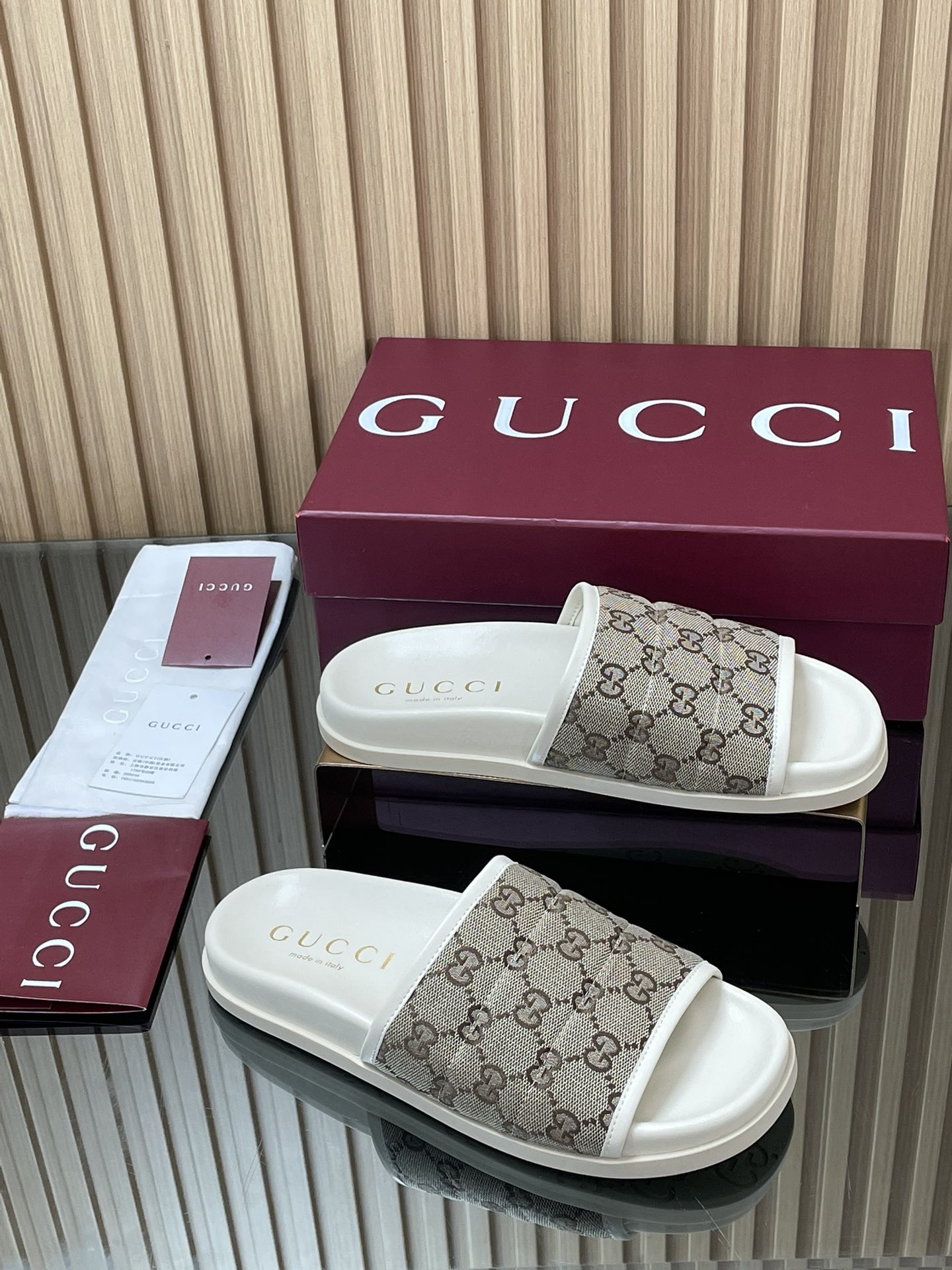 GUCCI グッチ フラットシューズ ブラック 全1色 - 画像 2