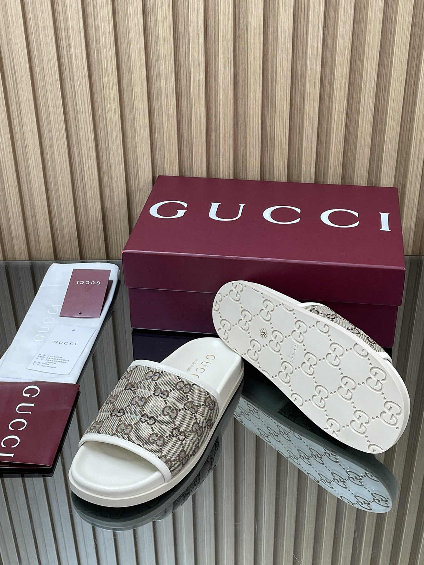 GUCCI グッチ フラットシューズ ブラック 全1色 - 画像 9