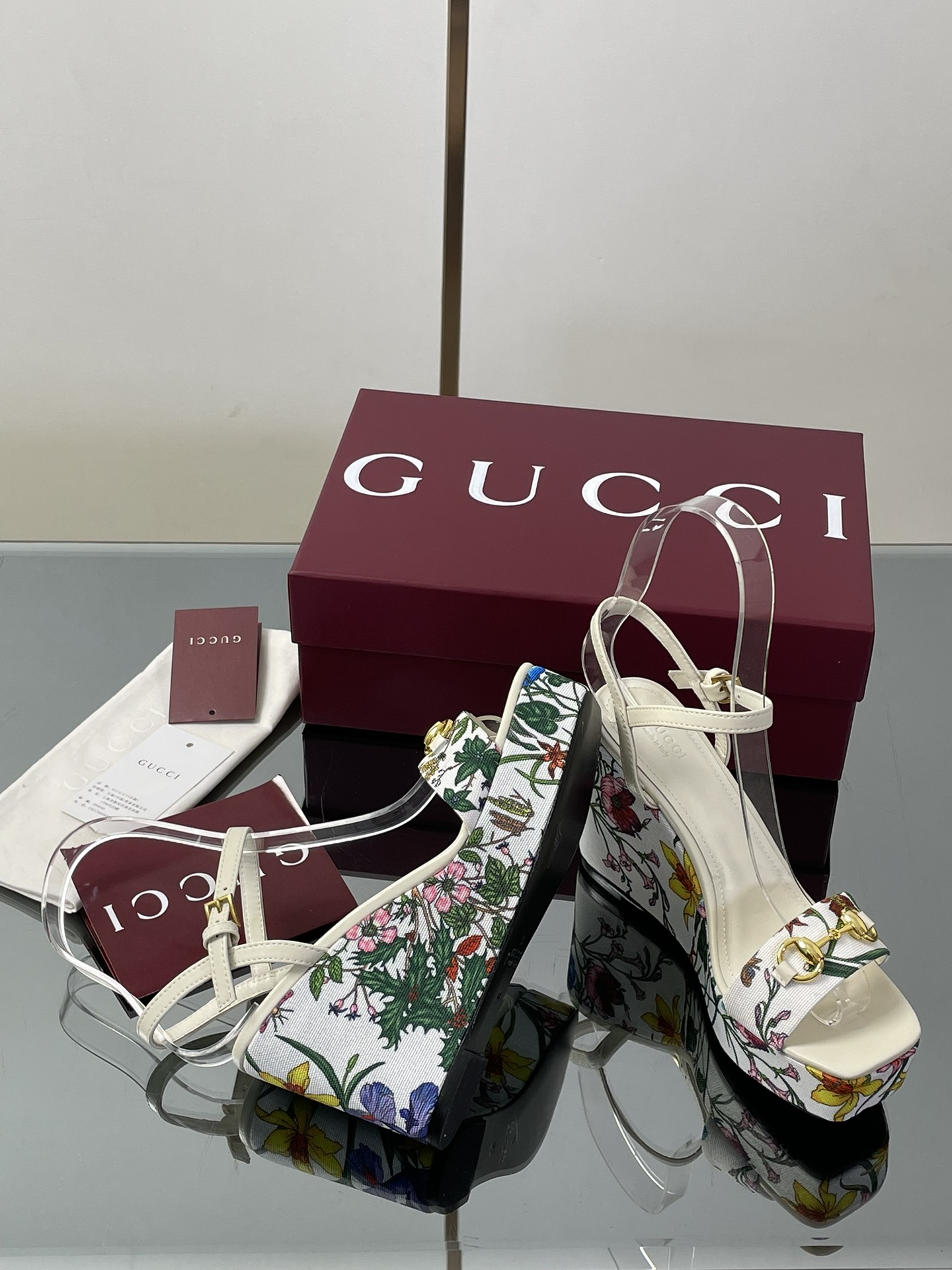 GUCCI グッチ フラットシューズ フラワー柄 シューズ サンダル フラット サンダル ハイヒール 花柄 38サイズ 551545 - 画像 8