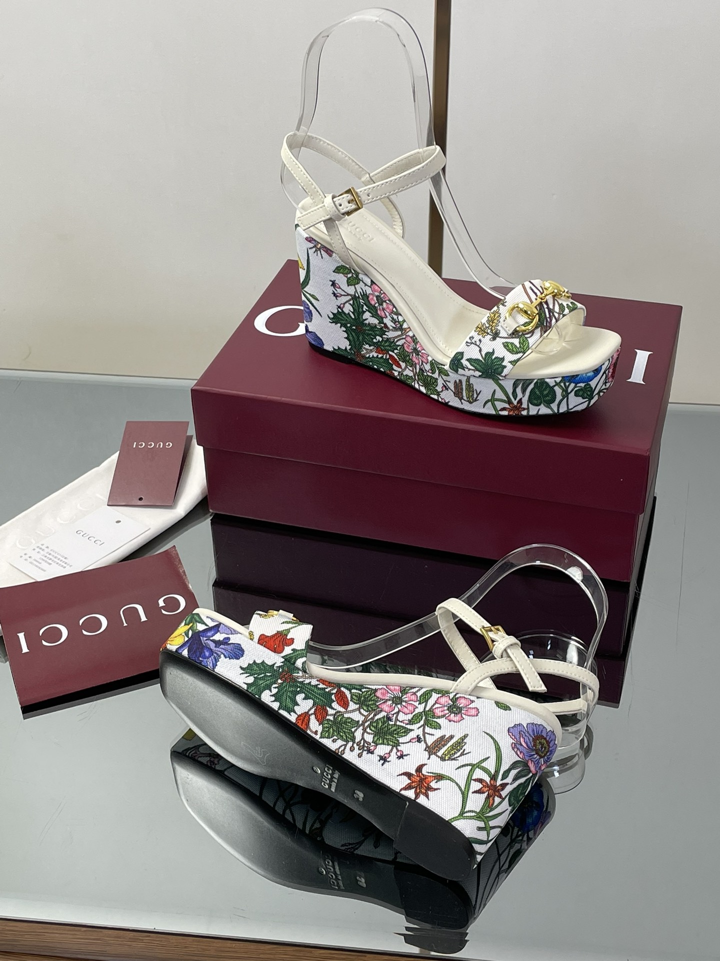 GUCCI グッチ フラットシューズ フラワー柄 シューズ サンダル フラット サンダル ハイヒール 花柄 38サイズ 551545 - 画像 9