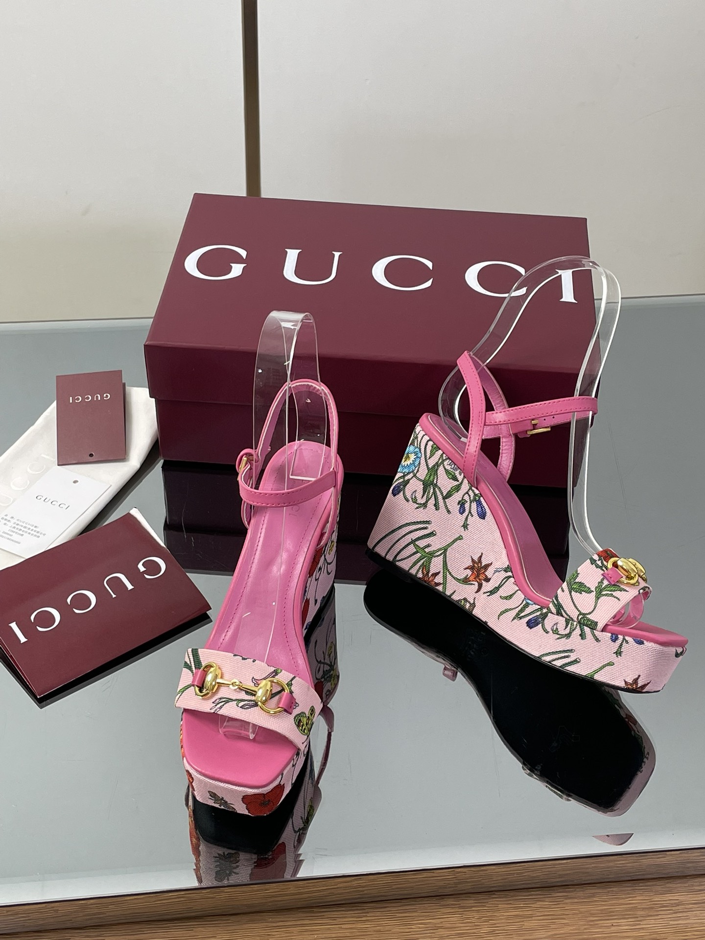 GUCCI グッチ フラットシューズ 北欧風 シルク ピンク - 画像 7