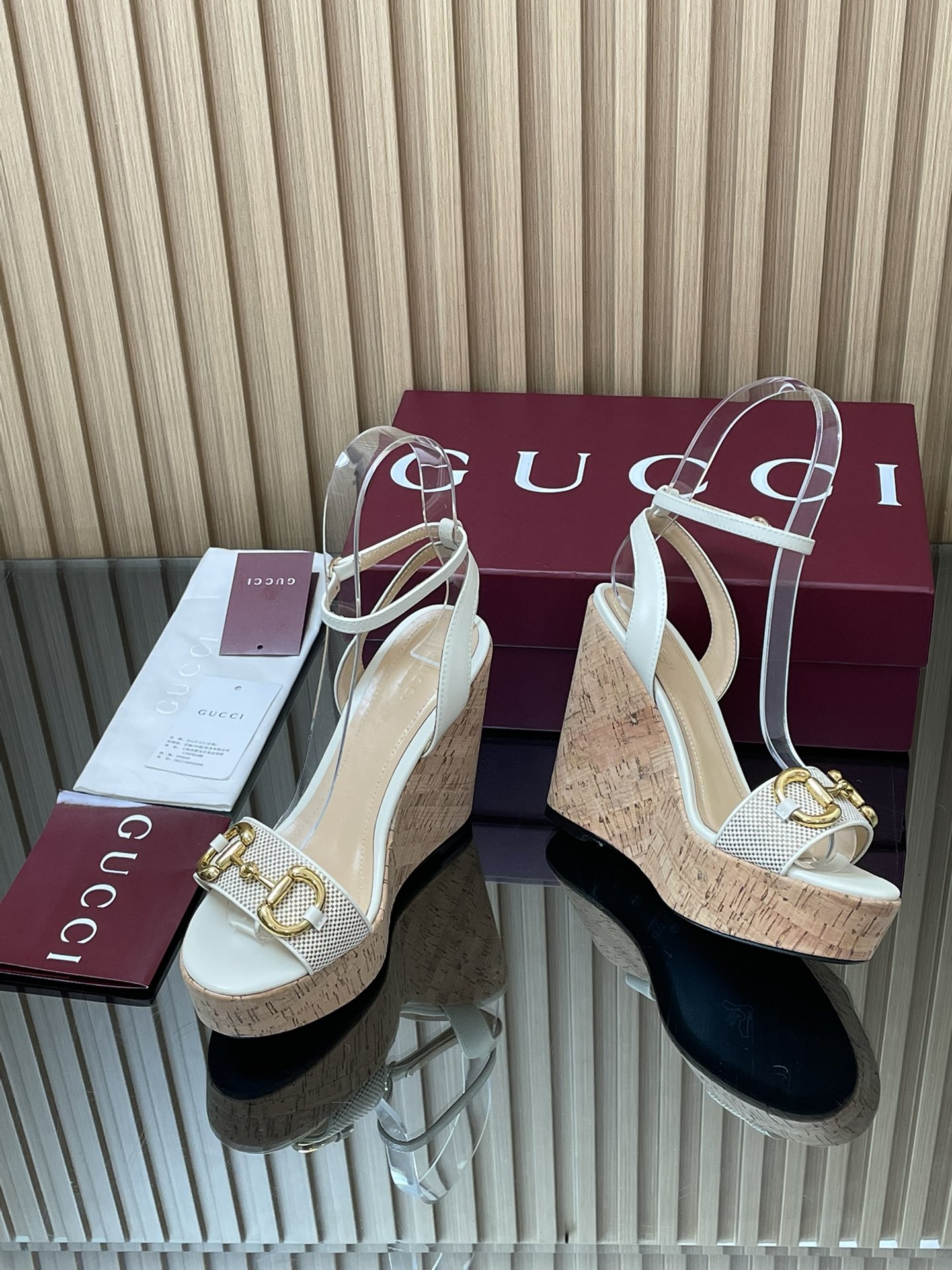 GUCCI グッチ フラットシューズ 本革 軽量 シェル型ヒール ブラック - 画像 7