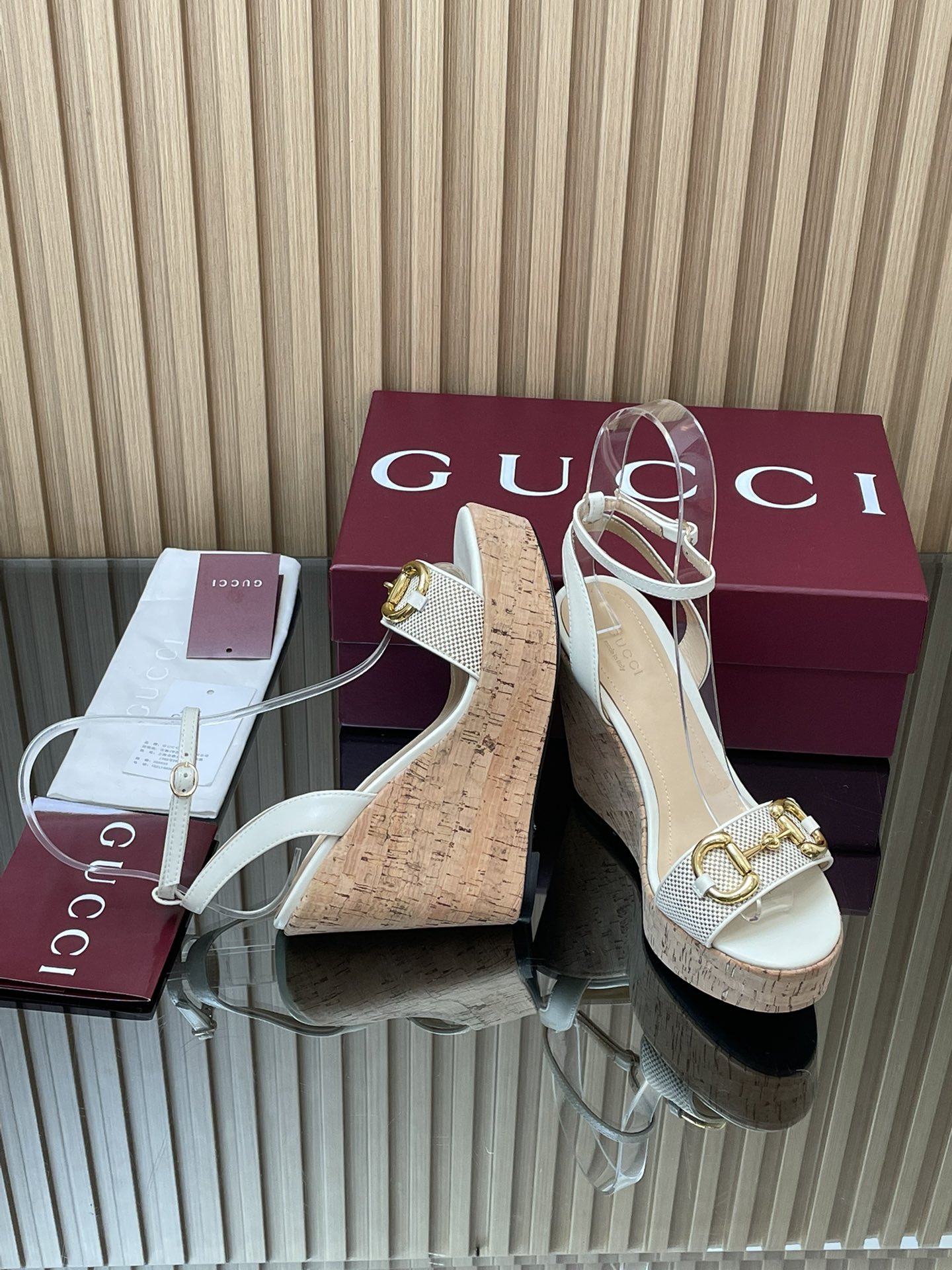 GUCCI グッチ フラットシューズ 本革 軽量 シェル型ヒール ブラック - 画像 8