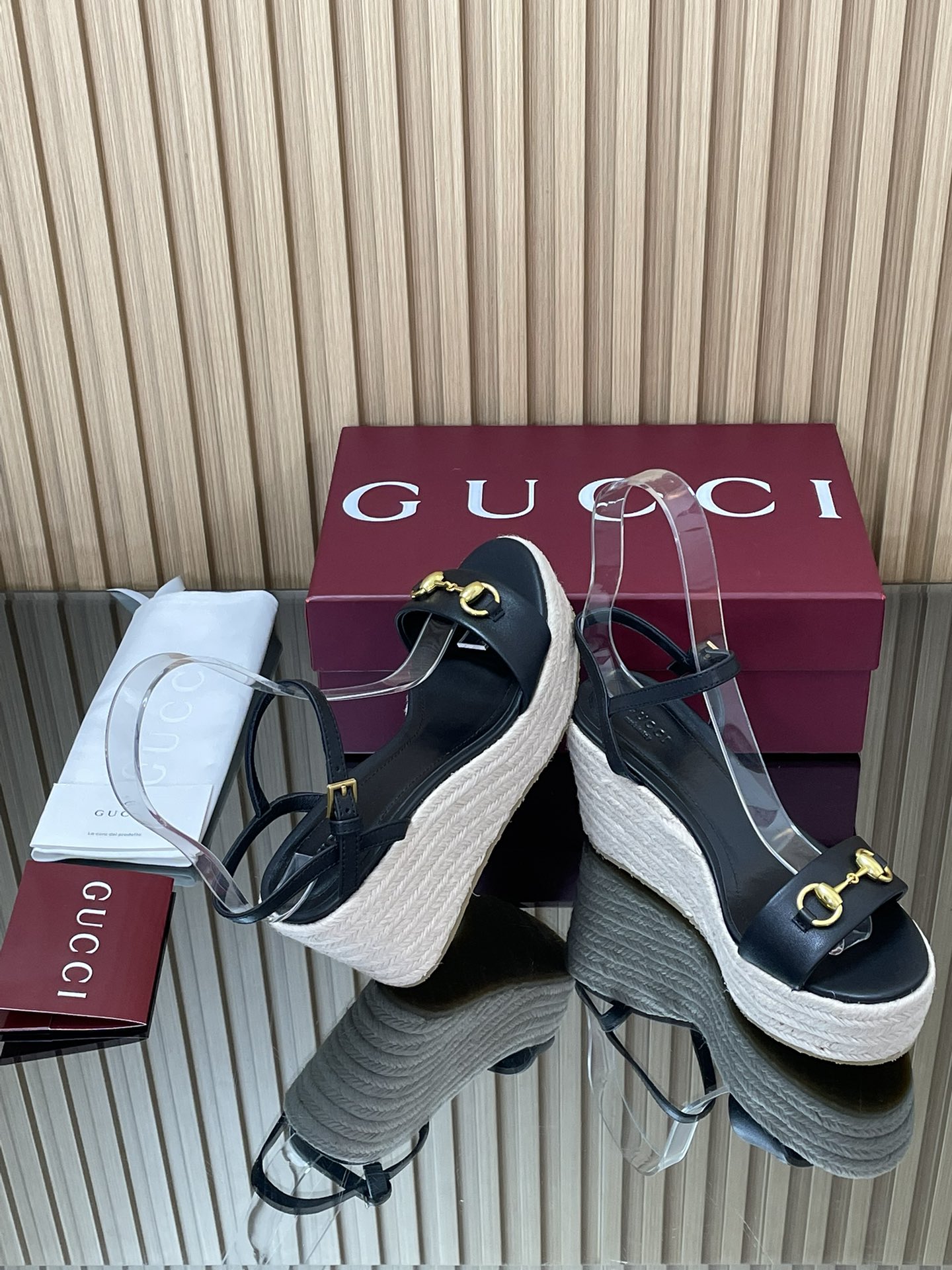 GUCCI グッチ フラットシューズ 本革 軽量 ブラック - 画像 8