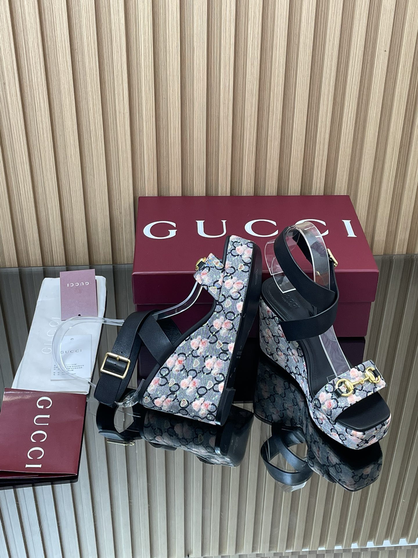 GUCCI グッチ フラットシューズ 花柄 レディース ウェッジサンダル 全1色 - 画像 8